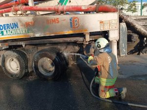 ARSUZ’DA TIR YANGINI KISA SÜREDE KONTROL ALTINA ALINDI