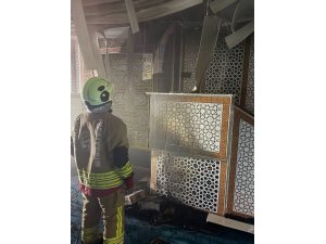 KIRIKHAN’DA CAMİDE YANGIN ÇIKTI