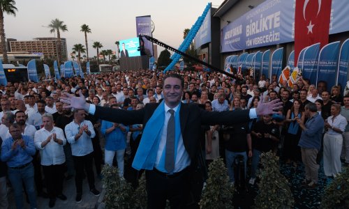 BERKAY BAHAR'IN SEÇİM OFİSİ AÇILIŞINA YOĞUN İLGİ