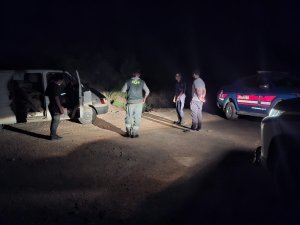 ORMANA AİT MALLARI İZİNSİNİZ ALANLAR SUÇ ÜSTÜ YAKALANDI