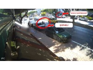 SİNYAL KESİCİ CİHAZLA KİLİTLENMESİNİ ENGELLEDİKLERİ ARAÇTAN HIRSIZLIK YAPTILAR