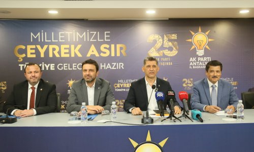 AK PARTİ'DEN BÜYÜKŞEHİR VE BÖCEK ELEŞTİRİSİ