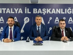 ANAHTAR PARTİ ANTALYA İL GENÇLİK KOLLARI BAŞKANLIĞINA AHMET GENÇ ATANDI