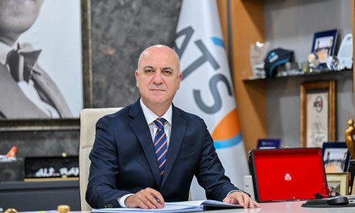 ALİ BAHAR'IN KIZI: "ÇOK BÜYÜK YARALAR SARMAYA ÇALIŞIYORUZ"