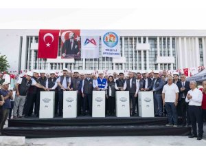 MERSİN’DE 138 MİLYON LİRALIK KENT MEYDANININ TEMELİ ATILDI