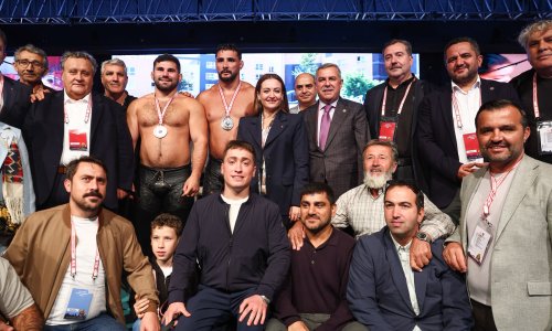 BÜYÜKŞEHİR, İSTANBUL'DAN 12 MADALYA İLE DÖNDÜ