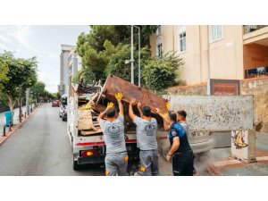 ALANYA’NIN TURİZM VİTRİNİ İÇİN TEMİZLİK SEFERBERLİĞİ