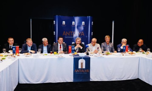ADG’DE ANTALYA’NIN GELECEĞİ MASAYA YATIRILDI