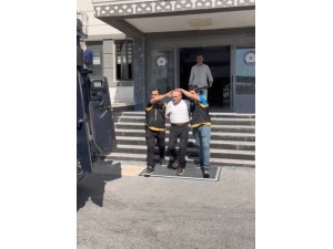 KAHVEHANEDEKİ SİLAHLI SALDIRININ 70 YAŞINDAKİ ZANLISI YAKALANIP TUTUKLANDI