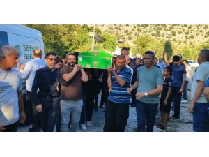 KAZADA HAYATINI KAYBEDEN LİSELİ, SON YOLCULUĞUNA UĞURLANDI