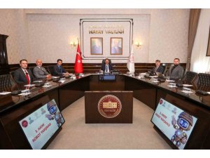 VALİ MASATLI, HATAYBOT ROBOT YARIŞMASI HAZIRLIKLARINI DEĞERLENDİRDİ