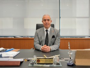 ALANYA BELEDİYE BAŞKANI ÖZÇELİK CHP'DEN İSTİFA ETTİ