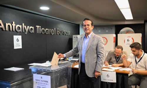 ANTALYA TİCARET BORSASI’NDA SEÇİMİN İLK TURU TAMAMLANDI