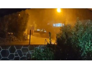 HATAY’DA CEVİZ BÜYÜKLÜĞÜNDE DOLU YAĞDI, BAZI ARAÇLAR HASAR GÖRDÜ
