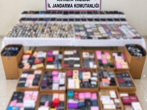 ANTALYA’DA 6 MİLYON 250 BİN LİRALIK KAÇAK ÜRÜN ELE GEÇİRİLDİ