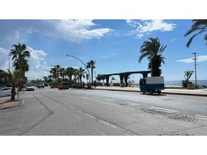 ALANYA’DA OTOMOBİL İLE MOTOSİKLET ÇARPIŞTI: 1 ÖLÜ, 1 YARALI