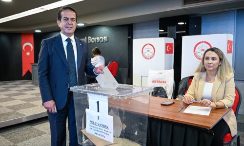 ATB'DE ALİ ÇANDIR GÜVEN TAZELEDİ