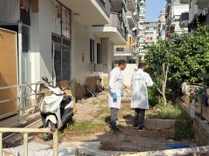 KIZ KARDEŞİNİ BALKONDAN ATIP TABANCAYLA YAŞAMINA SON VERDİ