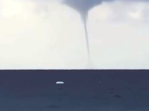 ALANYA'DA DENİZDE HORTUM ÇIKTI
