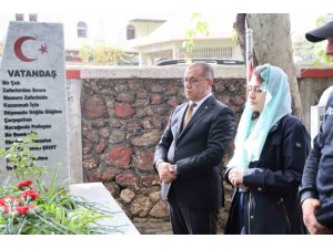 SAİMBEYLİ’NİN KURTULUŞUNUN 106. YILINDA SAİM BEY MEZARI BAŞINDA ANILDI