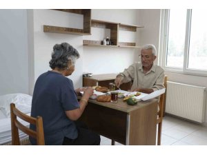 MERSİN’DE REFAKATÇİ EVİ 6 BİN 500 HASTA VE YAKININI AĞIRLADI