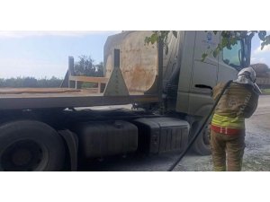 DÖRTYOL’DA TIR YANGINI KONTROL ALTINA ALINDI