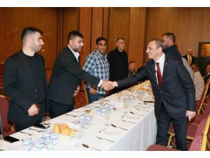 BAŞKAN VEKİLİ ÖZÜNAL, MUHTARLARLA BULUŞTU