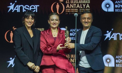 ALTIN PORTAKAL'DA AÇILIŞ TÖRENİ