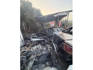 SAMANDAĞ’DA KULÜBEDE BAŞLAYAN YANGINDA GALERİDEKİ 3 ARAÇ ZARAR GÖRDÜ