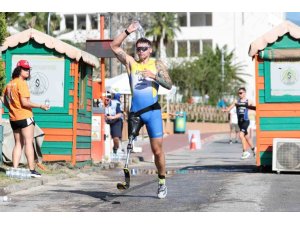 35. ULUSLARARASI ALANYA TRİATLONU TAMAMLANDI