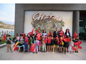 HBB GASTRONOMİEVİ’NDE ÇOCUKLARA CUMHURİYET BAYRAMI ETKİNLİĞİ