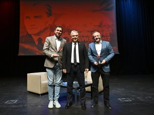 BAŞKAN UYSAL: "BİZE CUMHURİYET VE KUVAYI MİLLİYE RUHU LAZIM"