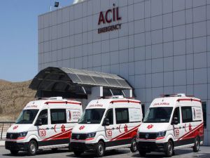 153 Acil Çağrı Merkezi Kıbrıs’ta tam donanımlı on iki ambulansıyla hizmet veriyor