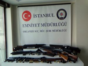 İstanbul merkezli 11 ilde silah kaçakçılarına operasyon: 22 gözaltı
