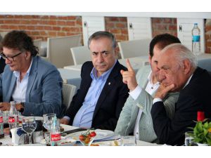 Galatasaray Başkanı Mustafa Cengiz'in konuşmama totemi