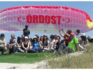 Ören’de ’Çocuklar ile El Ele Kano ve Bahar’ şenliği