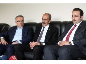 Bakan Ağbal, MHP İl Başkanlığını ziyaret etti