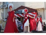 Antalya’da "Yer Gök Kırmızı Beyaz Bayrak Giysisi Özel Tasarımlar” Defilesi