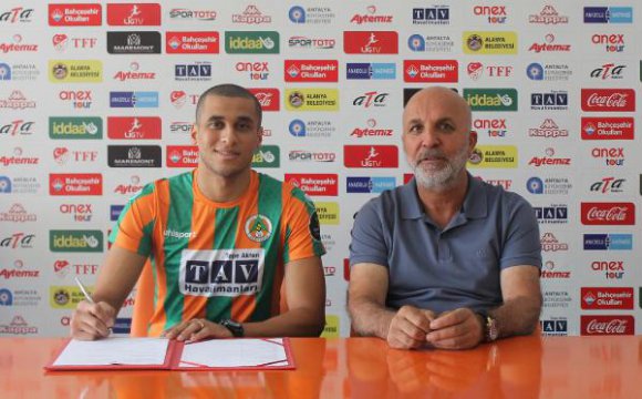 Alanyaspor, Welinton Souza Silva ile sözleşme imzaladı
