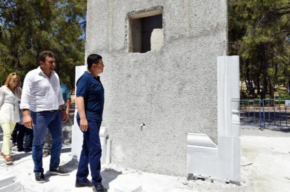 Kepez'e anıt çeşme