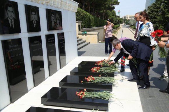 Başkan Çetin Azerbaycan’ı ziyaret etti