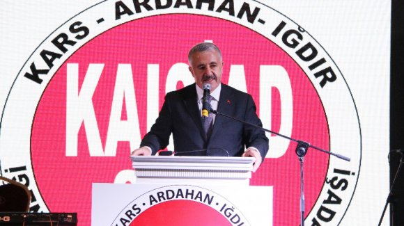 Bakan Arslan: "Bakü-Tiflis-Kars demiryolu hattı 30 Ekim’de ilk resmi seferini yapacak”