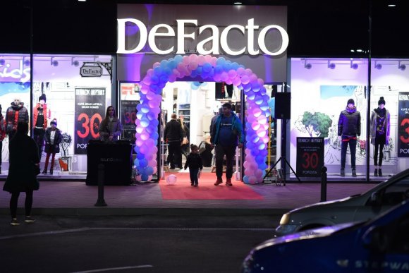 DeFacto Sırbistan’daki ilk mağazasını açtı