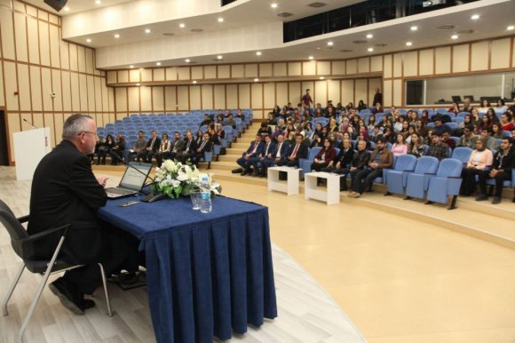 SDÜ öğrencilerine katılım bankacılığı konferansı