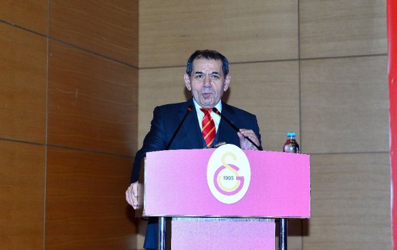 Dursun Özbek: “Görevimiz Galatasaray’ı daha yukarıya taşımak”