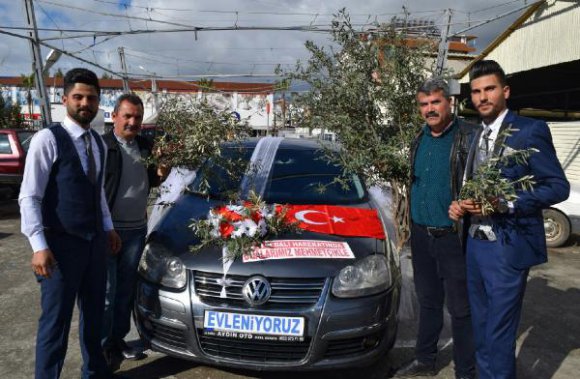 Gelin ve damattan 'Zeytin Dalı Harekâtı'na destek
