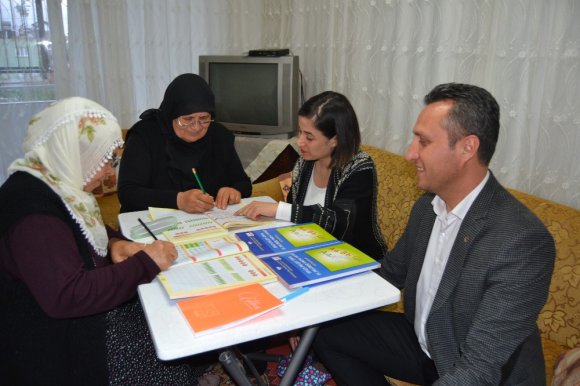 Adanalı Elmas Ve Hatice Teyze’nin İlham Veren Okuma Azmi