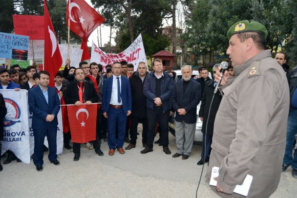 Öğrencilerden Şehitler İçin Yürüyüş Ve Afrin’deki Mehmetçiğe Mektup