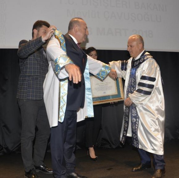 Dışişleri Bakanı Çavuşoğlu'na fahri doktora