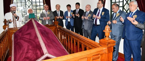 Plevne Kahramanı Gazi Osman Paşa vefatının 118’inci yılında kabri başında anıldı